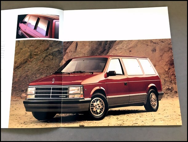 1990 Dodge Caravan Original Sales Brochure Catalog