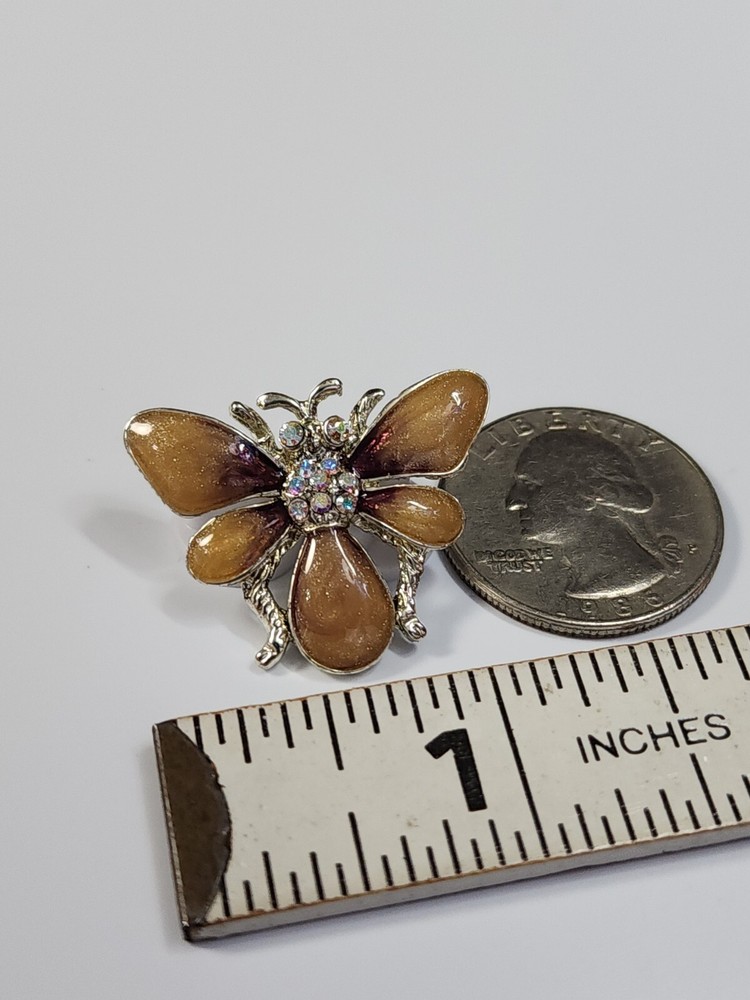 Sparking Flying Insect Lapel Pin
