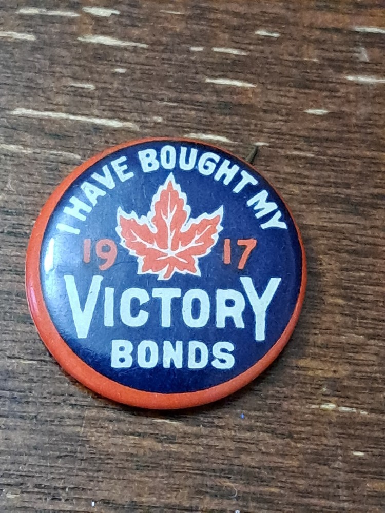 Canada 1917 Victory Bonds Pinback