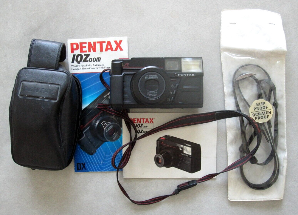 Pentax IQZoom 35mm Camera