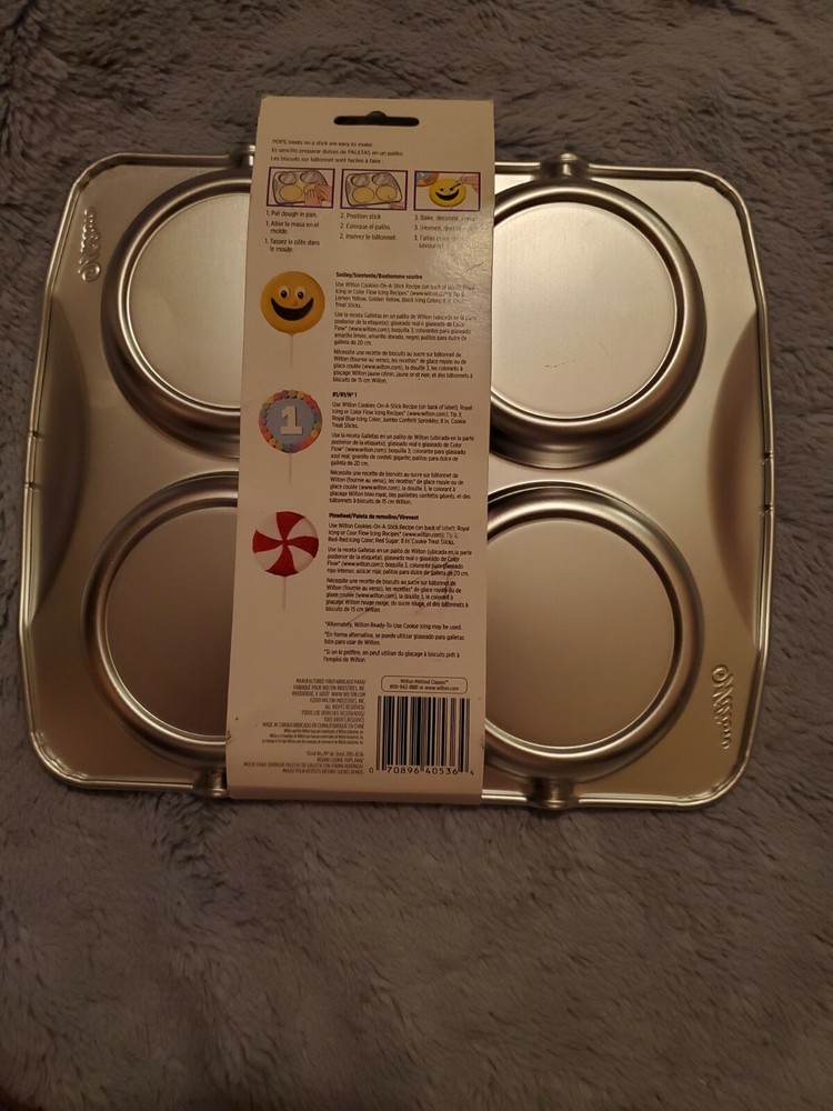 Wilton Round Cookie Pops Pan NEW