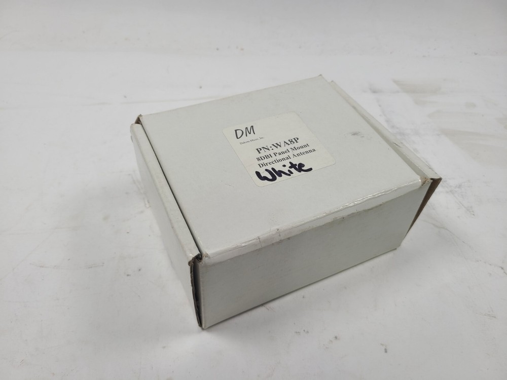 Dakota Micro_WA8P_WHITE_Panel Mount Directional Antenna_8DBI
