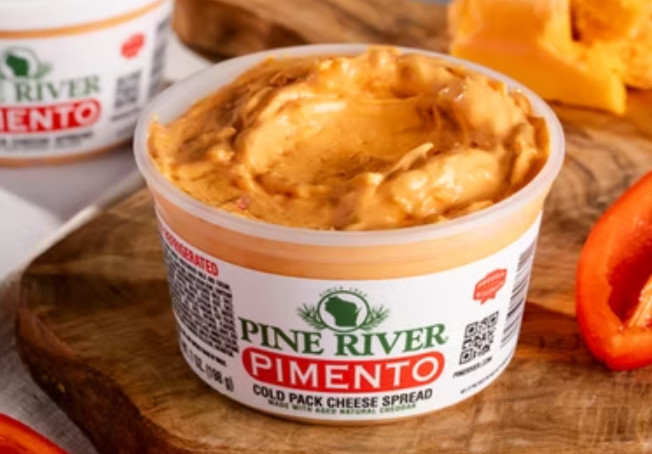 Pine River Pimento Cheese Spread 7 oz