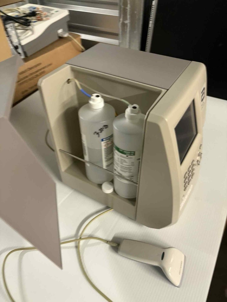 Abbott Cell-Dyn Emerald Hematology Analyzer Lab Equipment