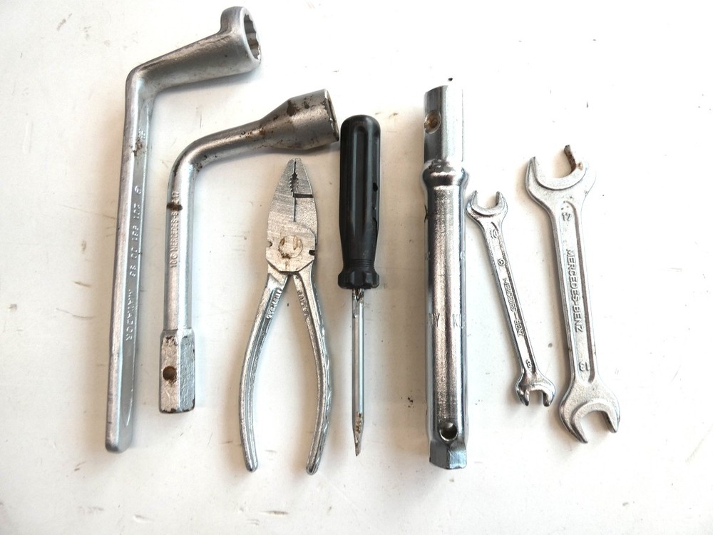 Mercedes A1235810067 A2015810036 Board Tool Tool Key