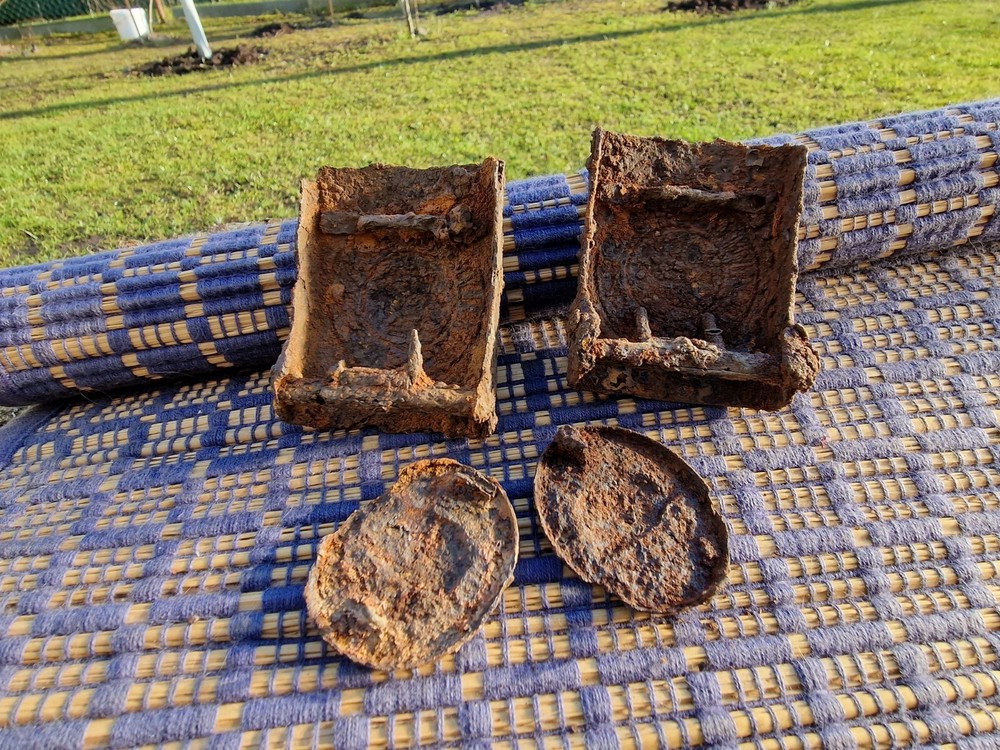 WW2 Original German Badges Front Item Relic.