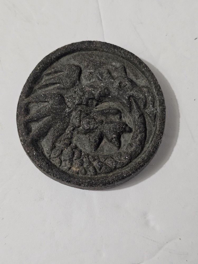 Vintage / Ancient Stone Round Dragon Panel Tile Plate