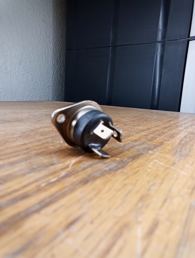 ST Microelectronics BTA40-600B Panel Mount 3-Pin Triac