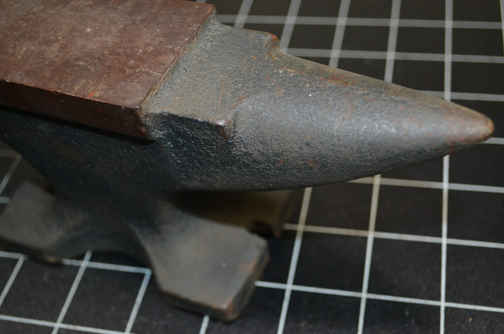 VINDEX TOOLS - NATIONAL SEWING MACHINE CO. - HOBBY ANVIL - 8 1/2#