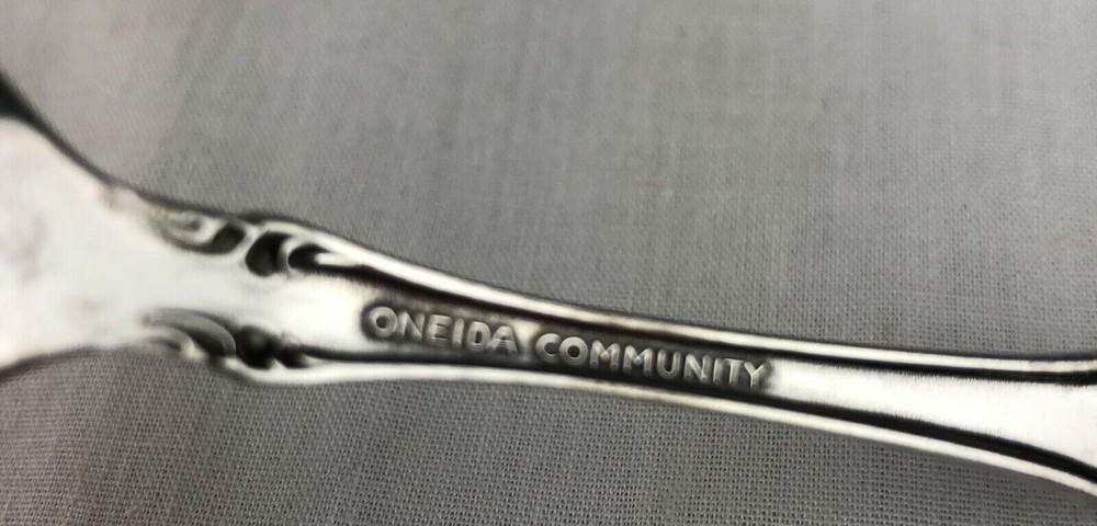 Oneida Community Brahms Stainless Flatware 7 Serving Pc Sauce Ladle Meat Fork