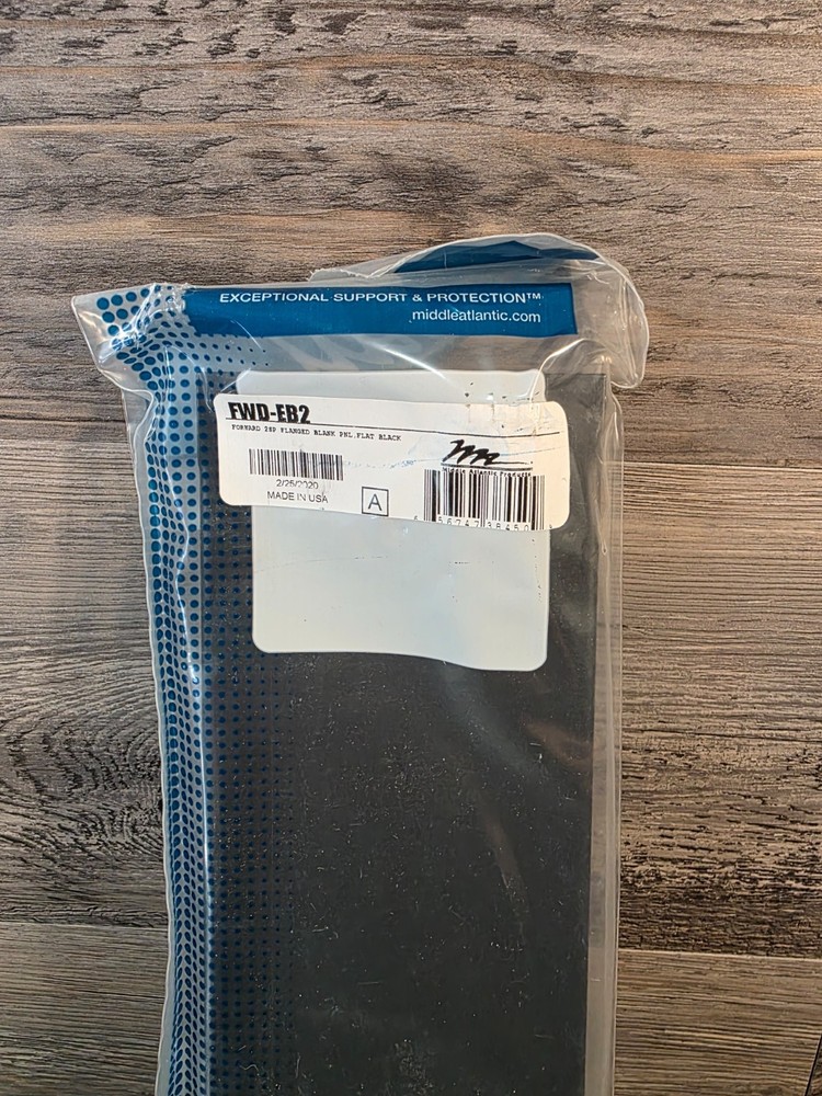 Middle Atlantic FWD-EB2 Forward Tool-Less Blank Panel