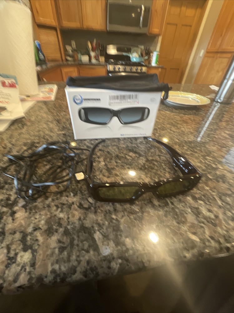 SainSonic Rechargeable Universal 3D Active Shutter Glasses For TV
