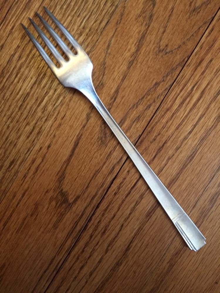 Oneida Prestige Plate Silverplate Floral Scroll Band GRENOBLE Dinner Fork 7.5"