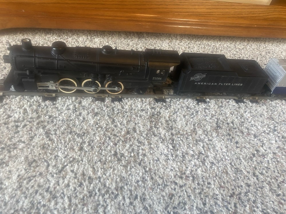 1950’s Vintage Gilbert American Flyer Train Set With Triple Loop Layout