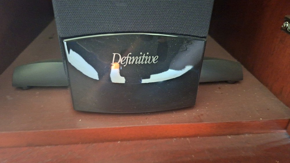 HOME THEATER SYSTEM