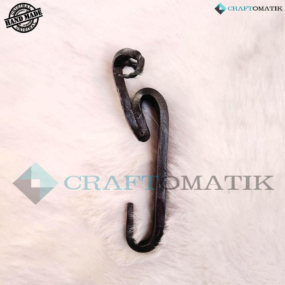 Widderkopf Wall Hook Handmade Wrought Iron Nostalgic Antique Hook