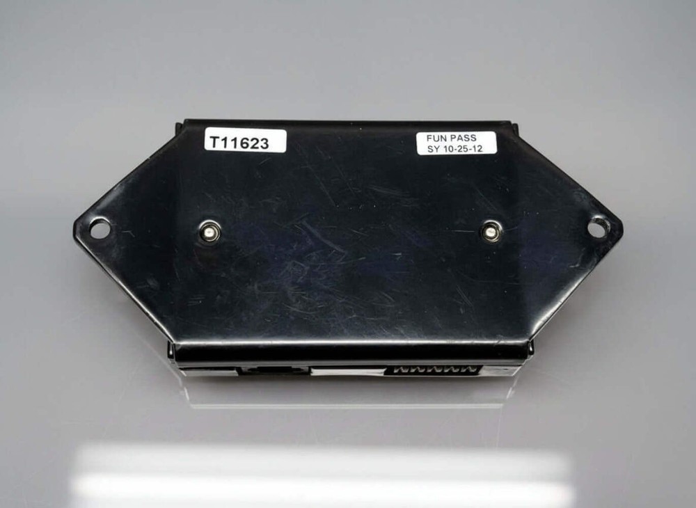 Code 3 T11623 Control Interface With Controller For 21 and 27 Series Integrated