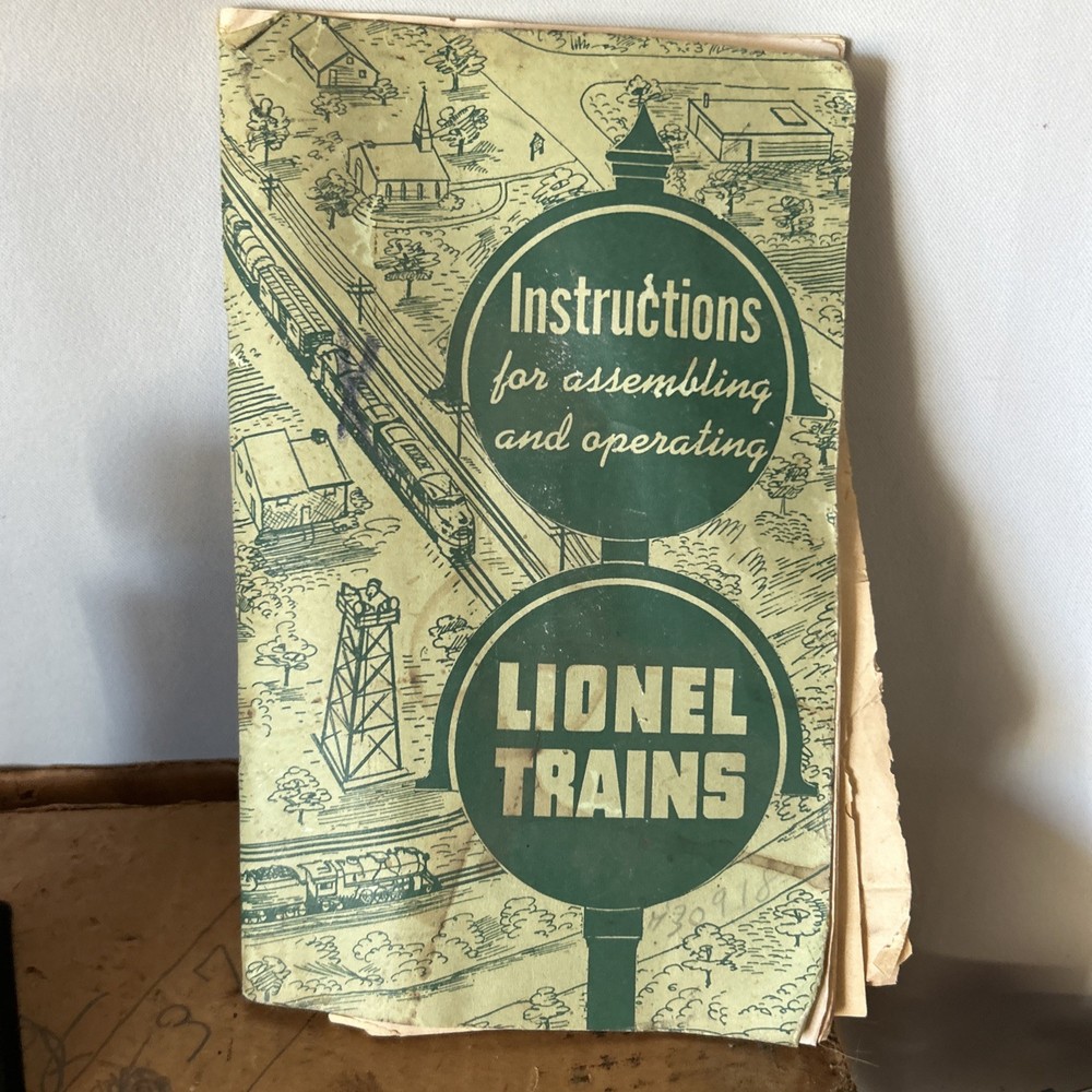 Post-war era (1955) Lionel Train Set. Nice Set! Vintage
