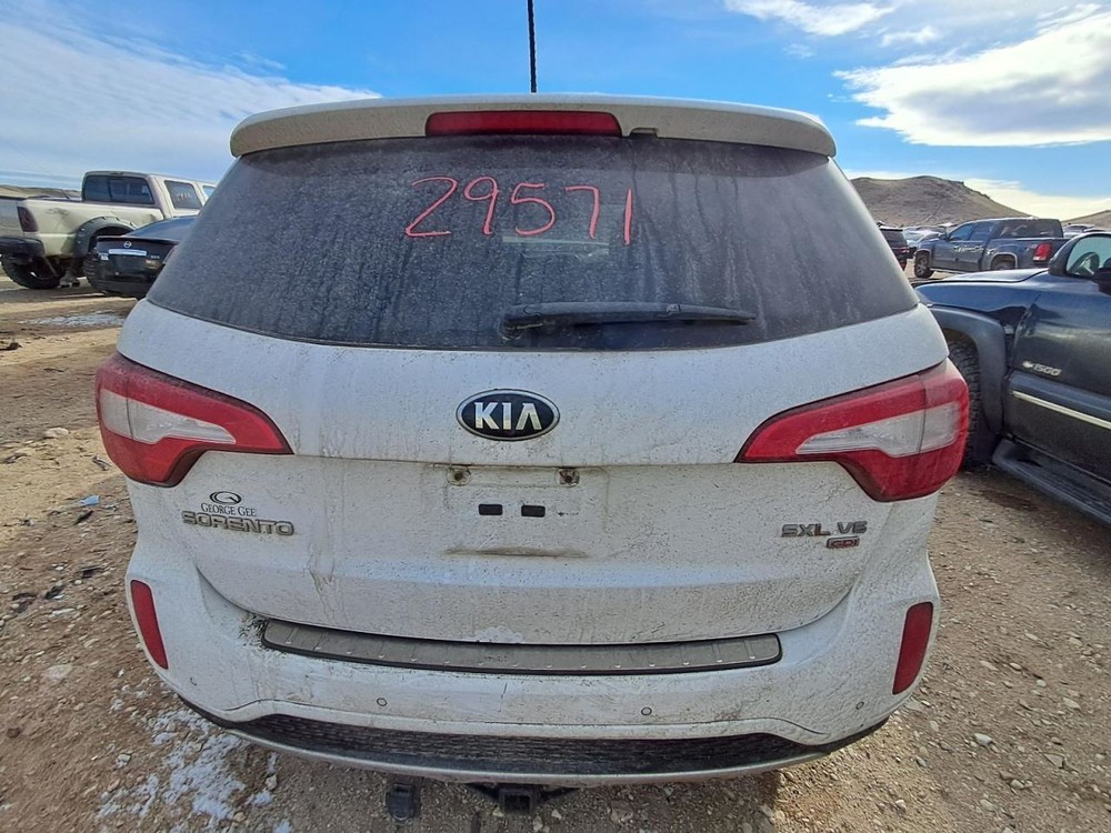 Driver Tail Light Quarter Panel Mounted LED Fits 14-15 SORENTO 1558483