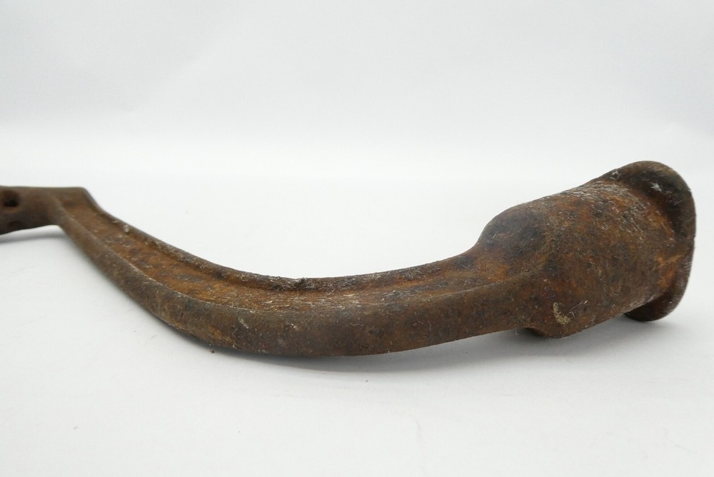Antique Old 96R Crank Handle Triangular Fitting Machine Part Cast Iron