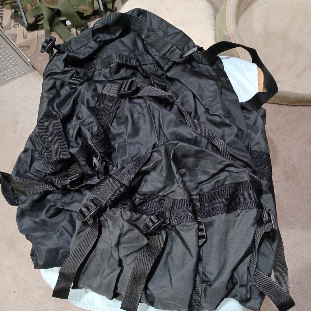 USGI 9 Strap Compression Stuff Sack good