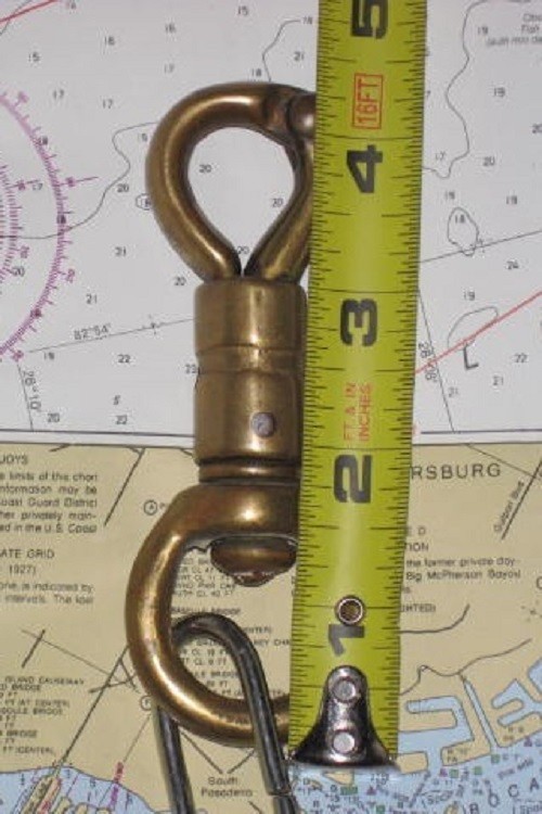 VINTAGE BRASS SNAP SHACKLES