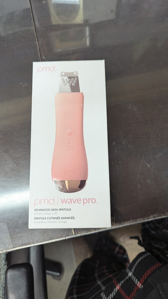 PMD Wave Pro Professional-Grade Advanced Skin Spatula in Pink