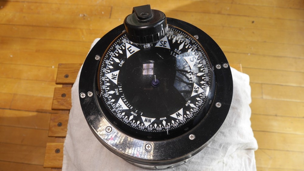 Ritchie 6" Globemaster Binnacle Navigation Compass (with hood) 12v Backlight