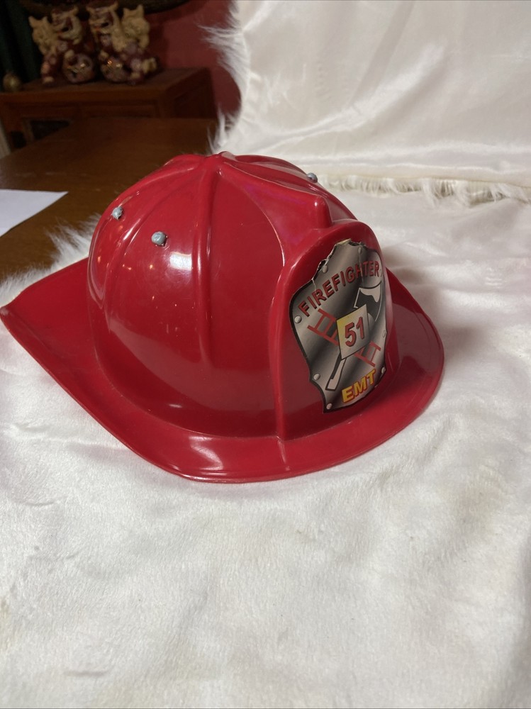 Jr. firefighter helmet 51 EMT