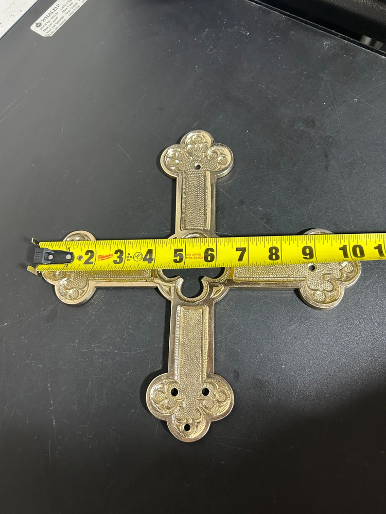 Church Solid Brass Cross 10 1/2" *light scratches missing candlestick H-272