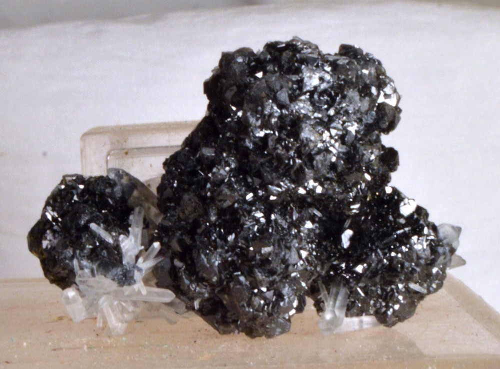#5269 Sphalerite, Quartz - Bulgaria