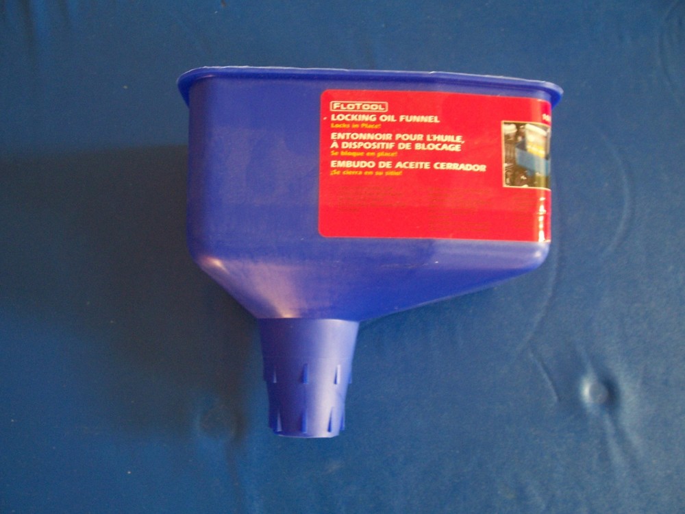 FloTool Locking Oil Funnels
