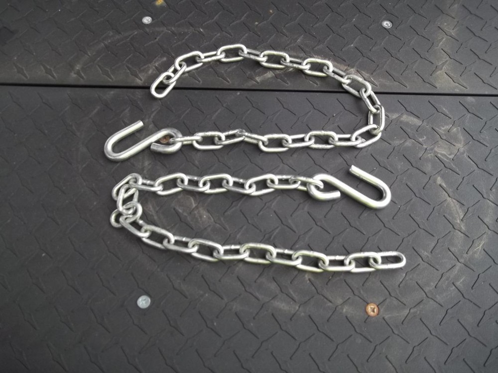 1/4 in trailer saftey chains pair utility saftey chain w hook 2