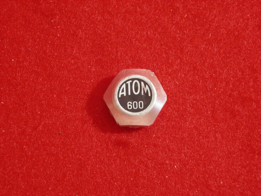 Atom 600 Pedal Dust Cap Threaded  Metal Used