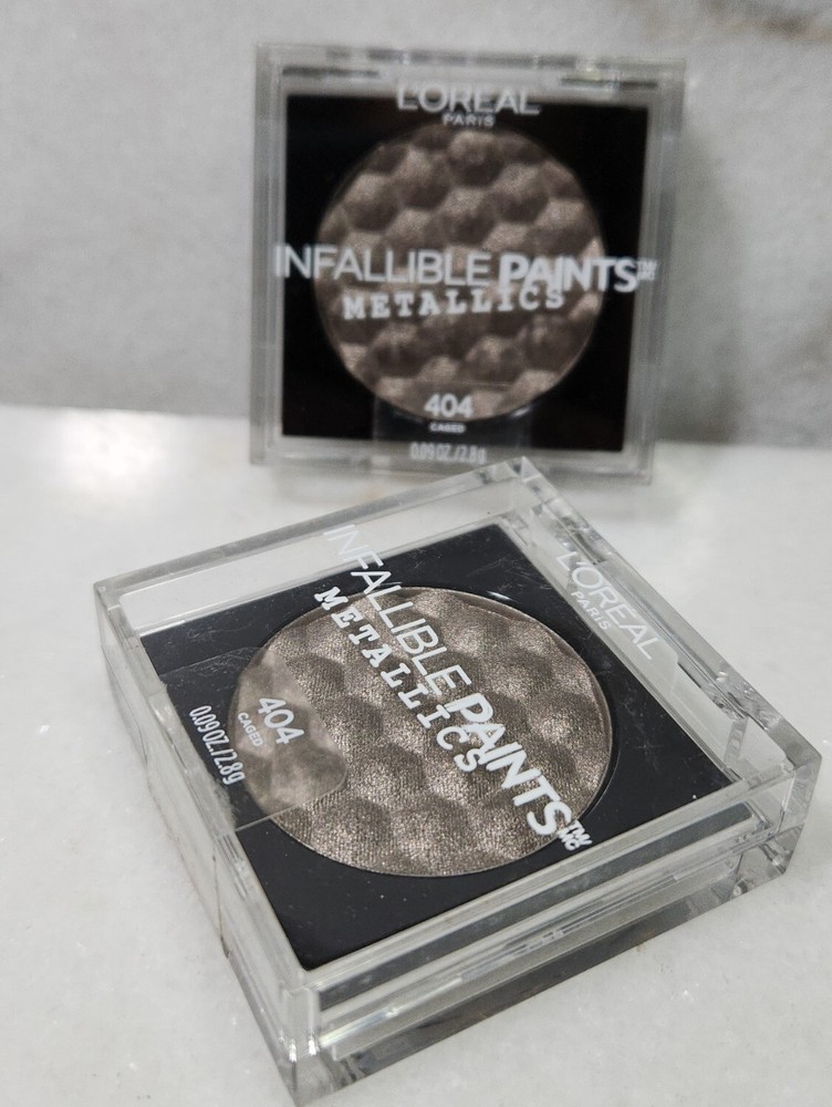2 - L’Oreal Infallible Paints Metallic Eyeshadow - #404 Caged.