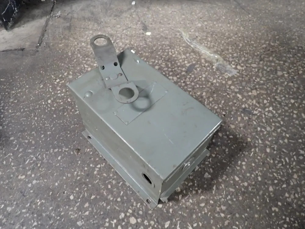 BUS PLUG 08250880596