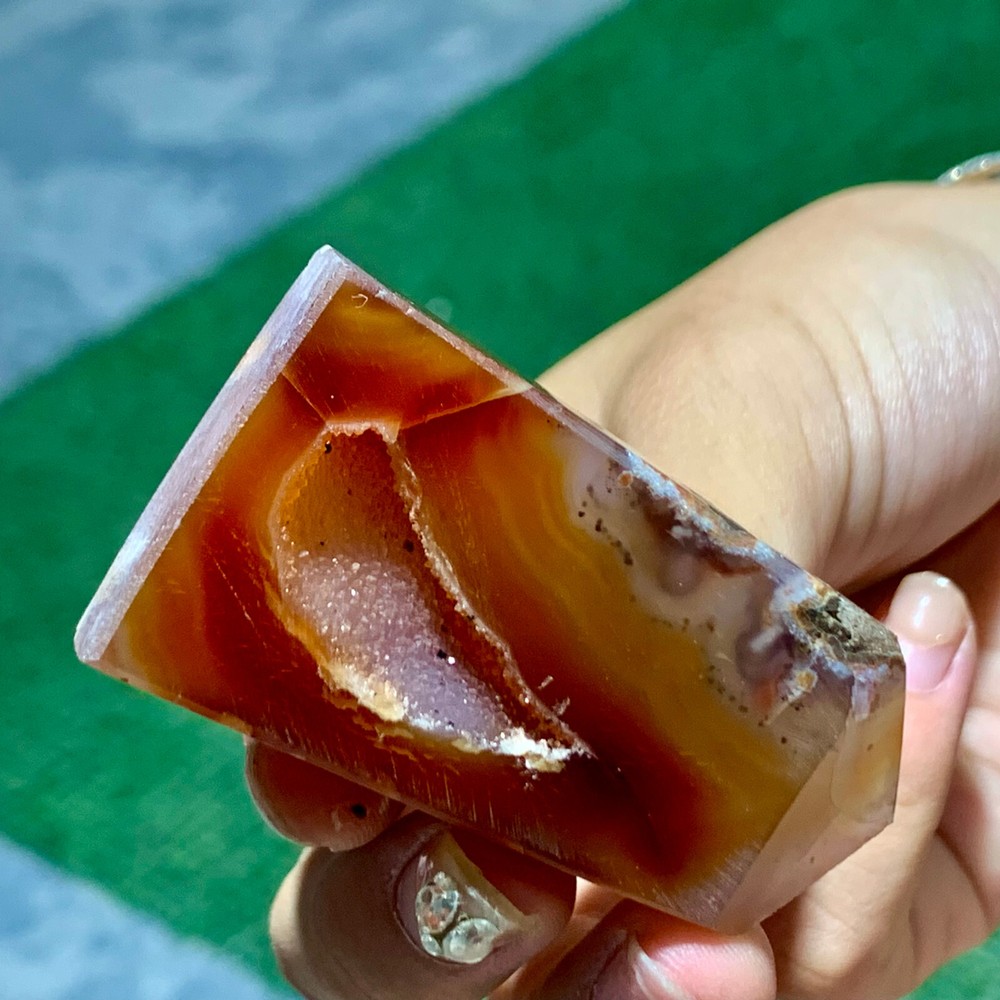 49GNatural agate red square pointed stele healing specimen