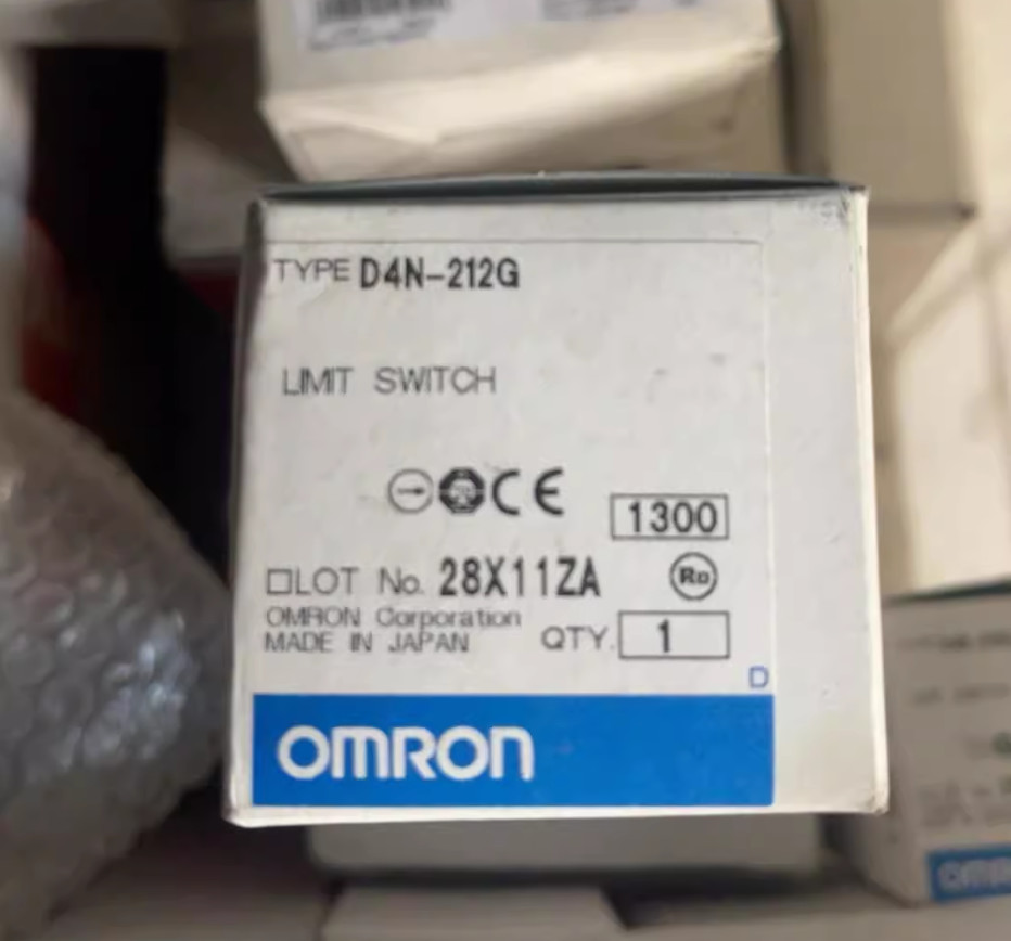 1PC New Omron Limit switch D4N-212G #LL