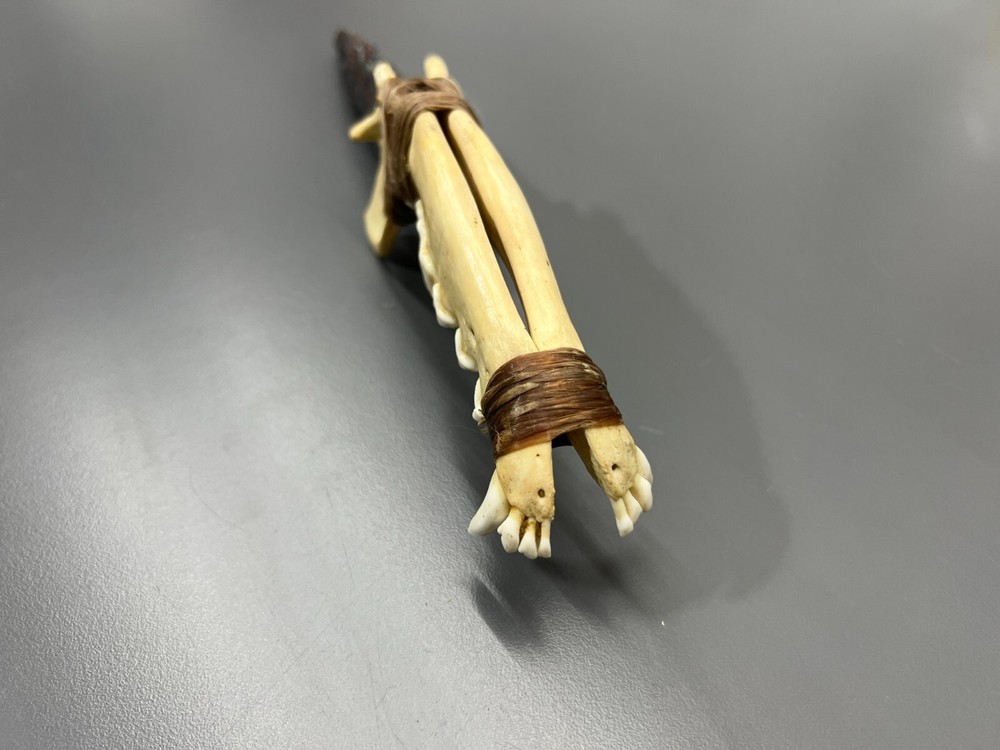 VINTAGE PRIMITIVE KNIFE - HUNTING - UNKNOWN ORIGIN