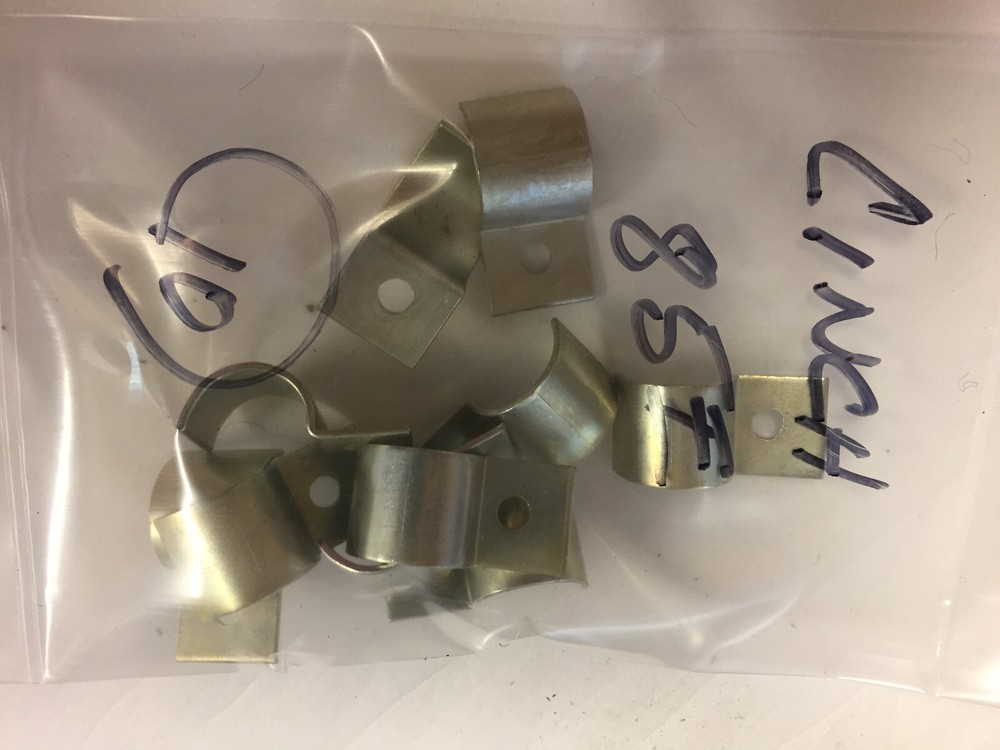 85E CINCH JONES 	CLAMPS 10 PCS