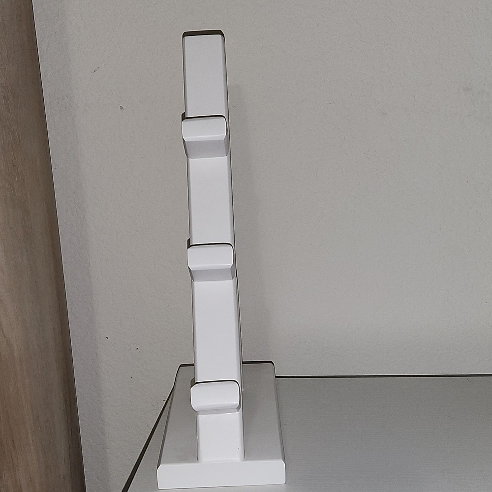 White Wooden Ergonomic Controller Stand, Holds 3 Controllers