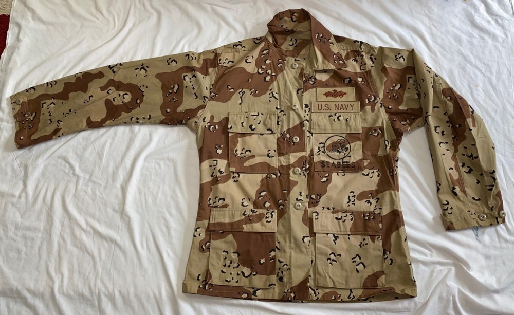 USGI Combat Coat Jacket Medium-Regular Seabee Desert 6-color Chocolate Chip Camo