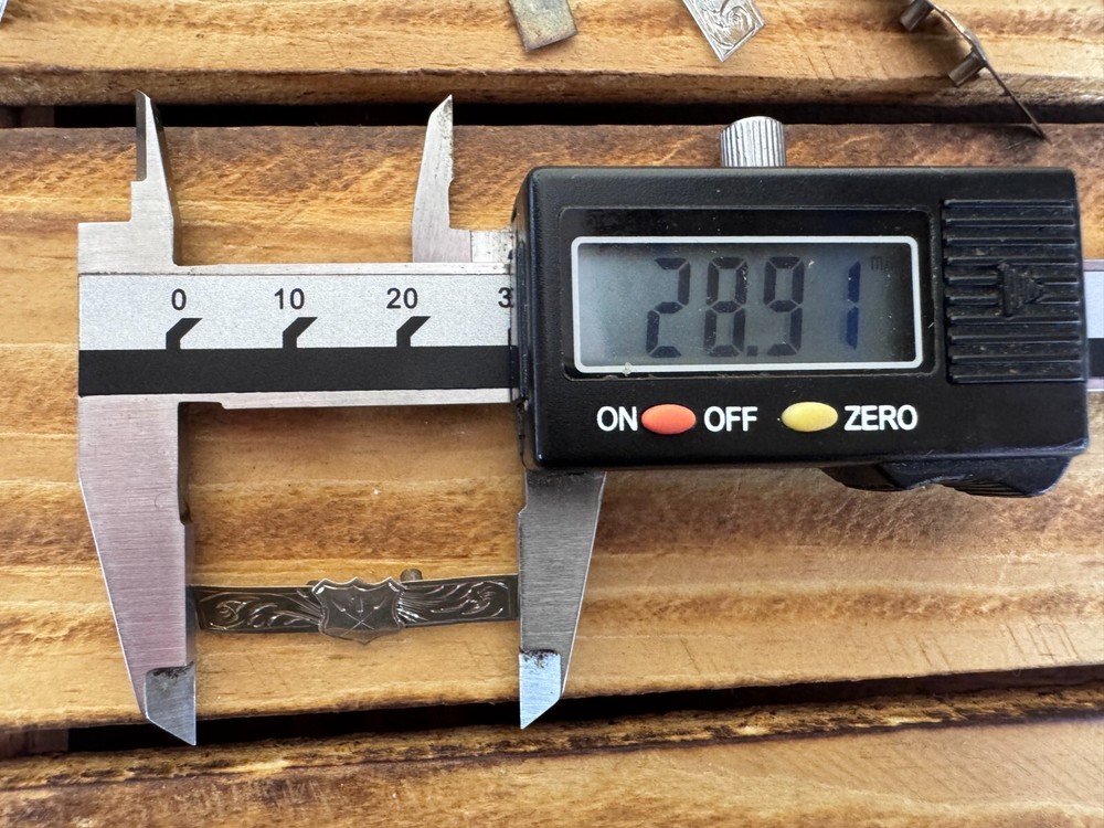 Unused silver pin mount c.1900 29mm