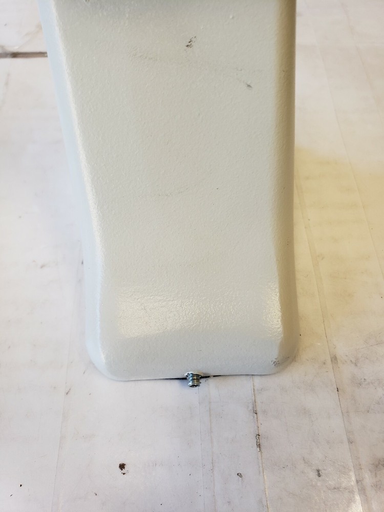 Pelco SWM-GY Mount USED EXCELLENT CONDITION