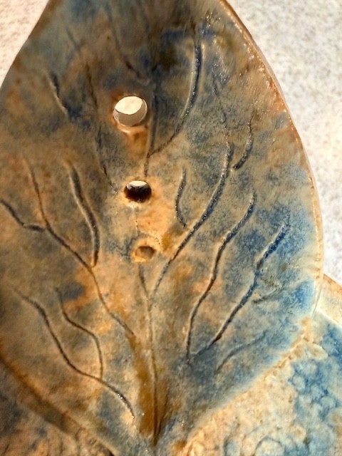 Handmade Ceramic Leaf Shaped Herb Stripper Bowl: Kitchen Tool New