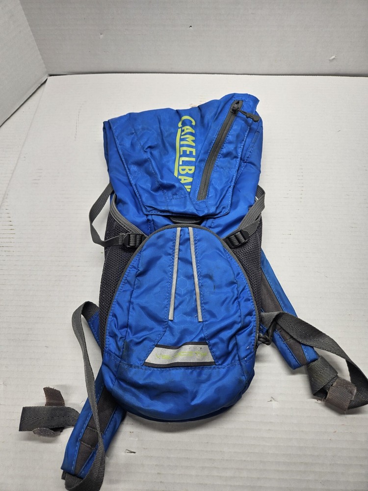 Camelbak Velocity 2.5L 85 oz. Hydration Back Pack  Blue