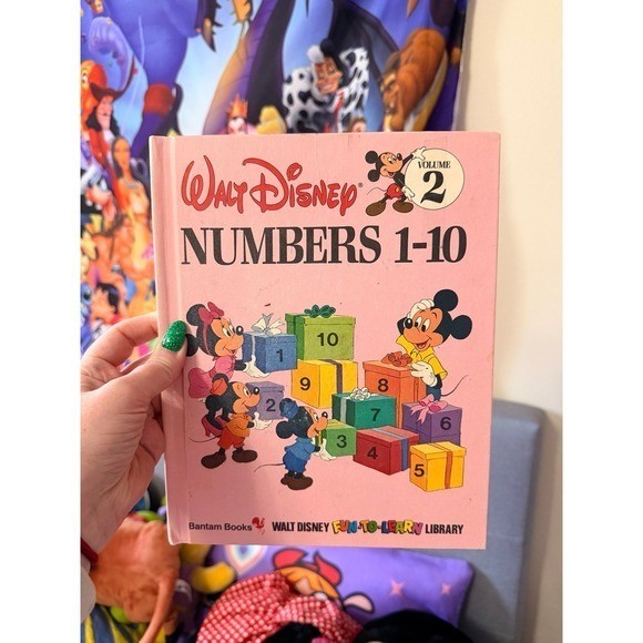 Disneys Numbers 1-10 book