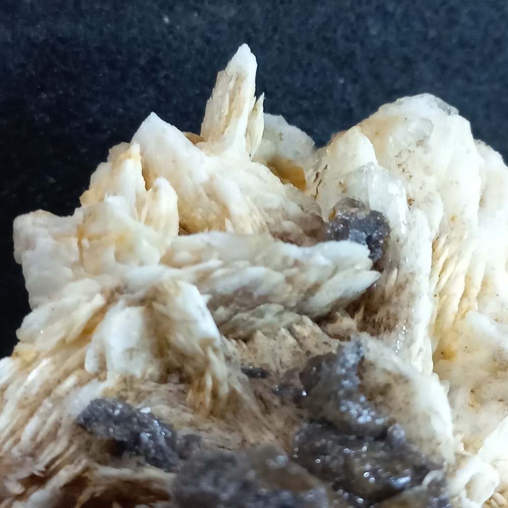 Barite, Calcite