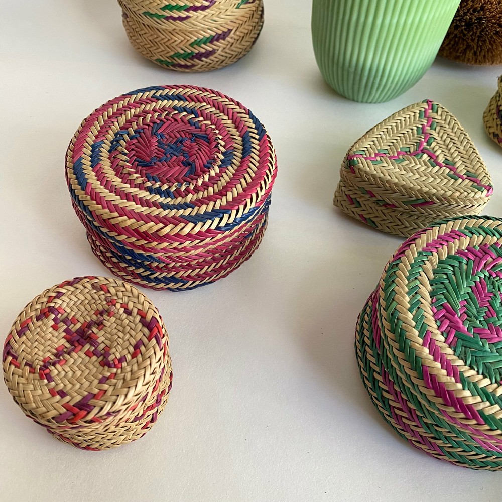 Small hand woven basket with Lid