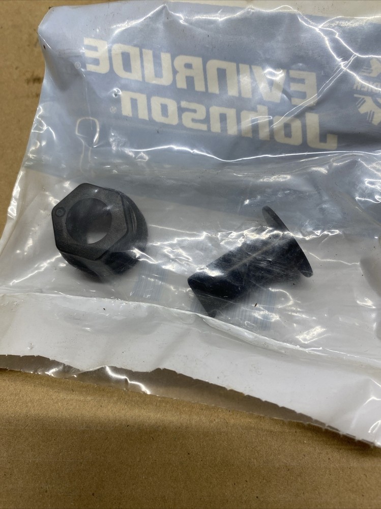 Evinrude Johnson Plug & Nozzle 436726 BB-209